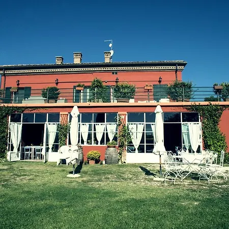 Tenuta Santini Farm stay *